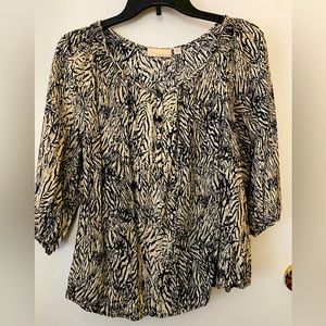 KENAR THREE FOURTHS SLEEVES 3 BUTTON FRONT WOMEN’S TOPS